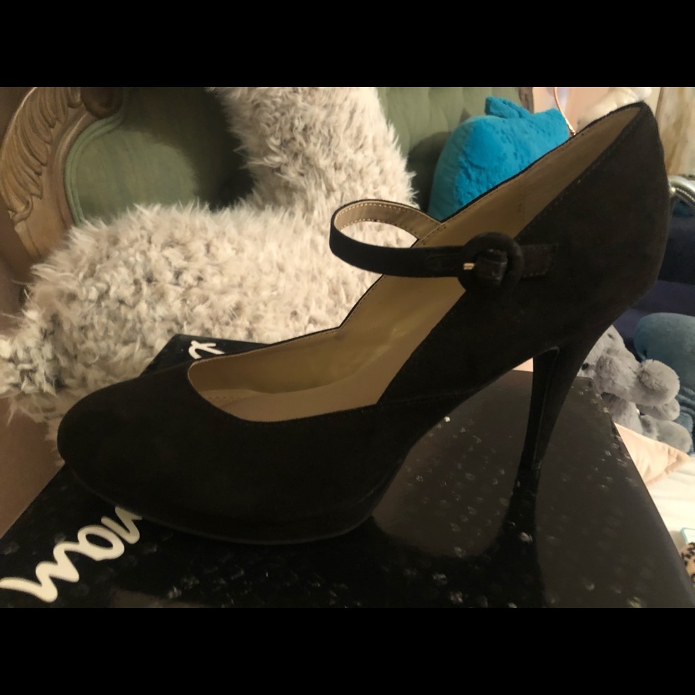 Black heels